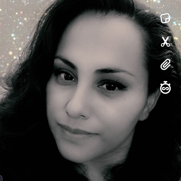 Meet your Posher, Ana - Picture 5 of 7